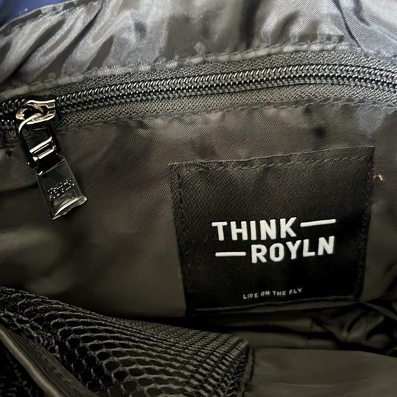 THINK ROYLN Shoulder Crossbody Puffer Bag - Picture 10 of 11